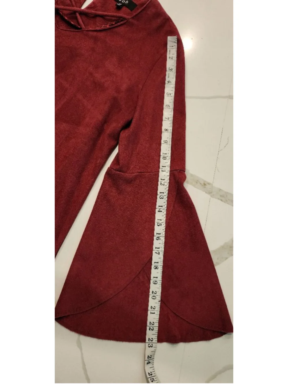 Joh Womens Burgundy Faux Suede Bell Sleeve Tunic Top M Keyhole Crisscross Blouse